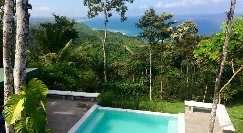 Lodge, cerro, lobo, pacific, coast, ecuador, itk