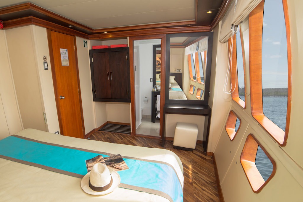 majestic, luxe, cruise, galapagos, Double, Bed, Cabin2