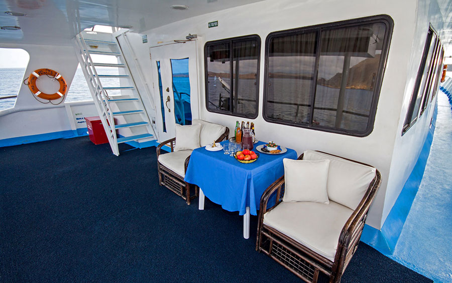 yolita, comfort, cruise, galapagos, Deck