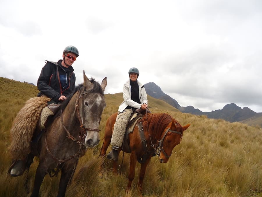 horseback, riding, mortiños, hacienda, ecuador, itk, voyage