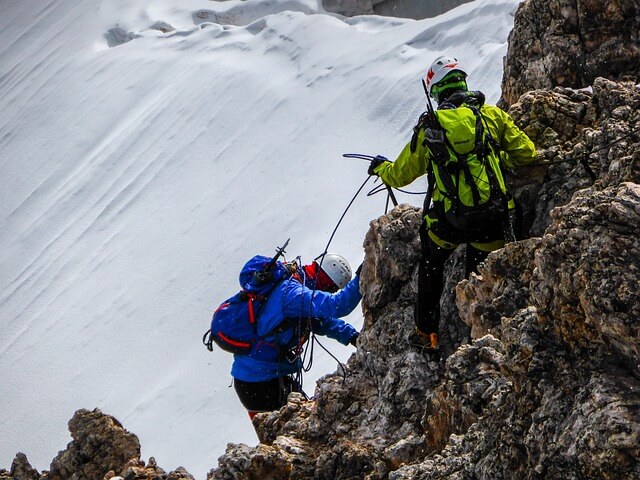 Warm clothes for ascending the Andes