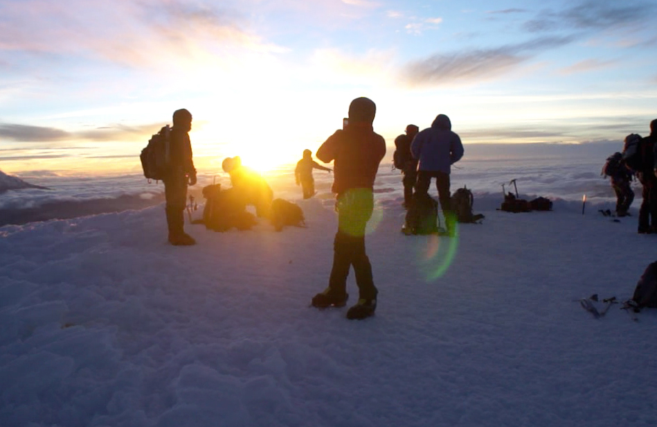 andes summit expedition ecuador chimborazo cotopaxi itk voyage